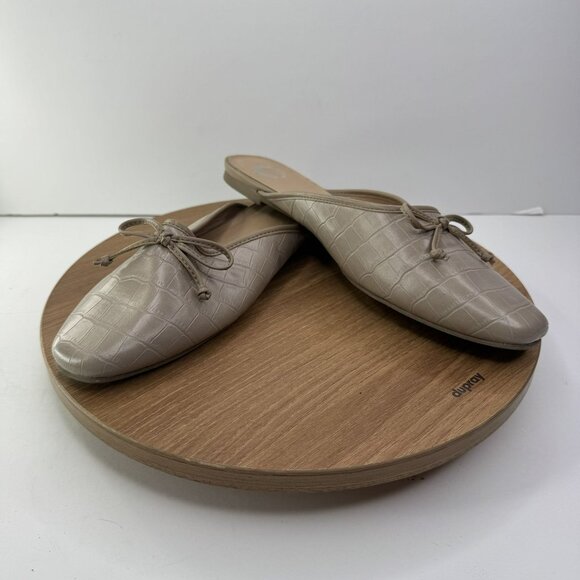 Journee Tammala Mule Beige Crocodile-Embossed Slip-On Flats Bow Accent - Size 10 - Picture 3 of 7